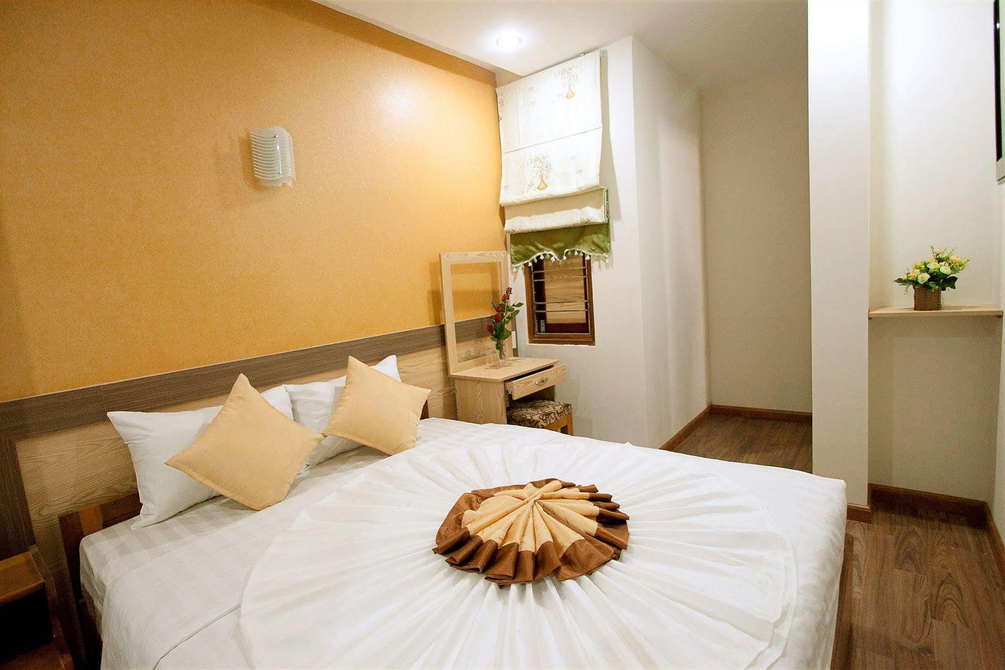 Galaxy 3 Hotel Нячанг Экстерьер фото