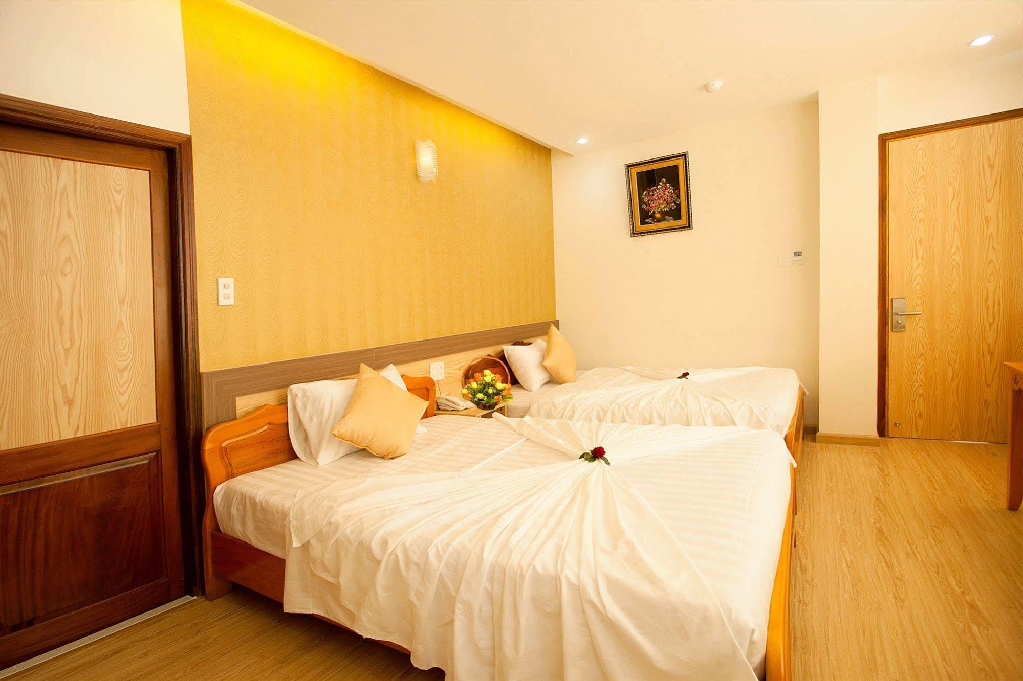 Galaxy 3 Hotel Нячанг Экстерьер фото